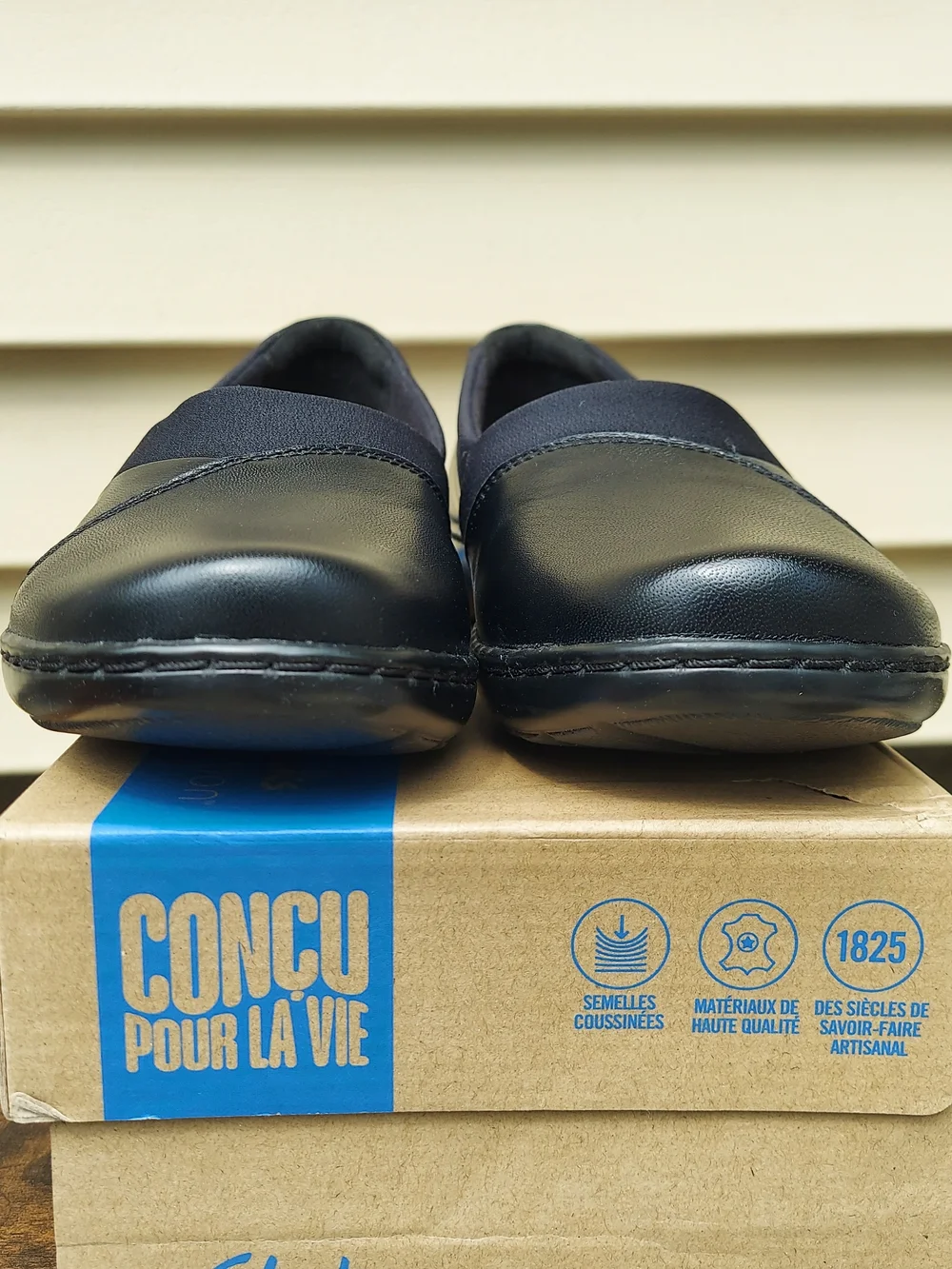 Clarks Cora Charm Black Slip-On Loafers Women's Size 8M NWT Preppy Cottagecore